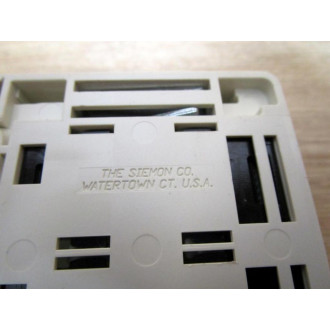 Siemon SM4-FMC-02-001 Surface Mount Assembly - New No Box