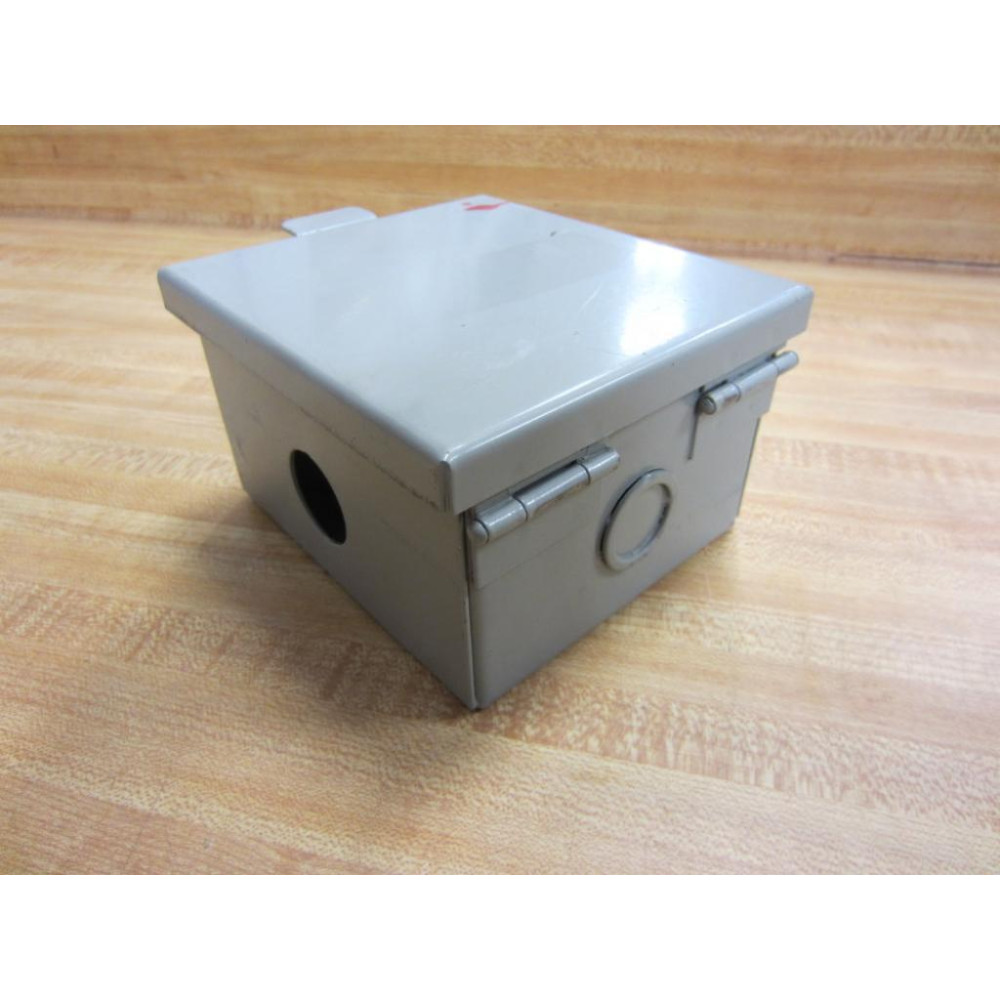 5-116" x 4-12" x 3-18" 5-116" X 4-12" X 3-18" Enclosure - Used