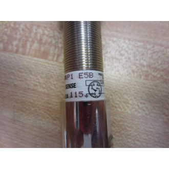 GE General Electric CR174DB P1 E5B Photoelectric Sensor CR174DBP1E5B - New No Box
