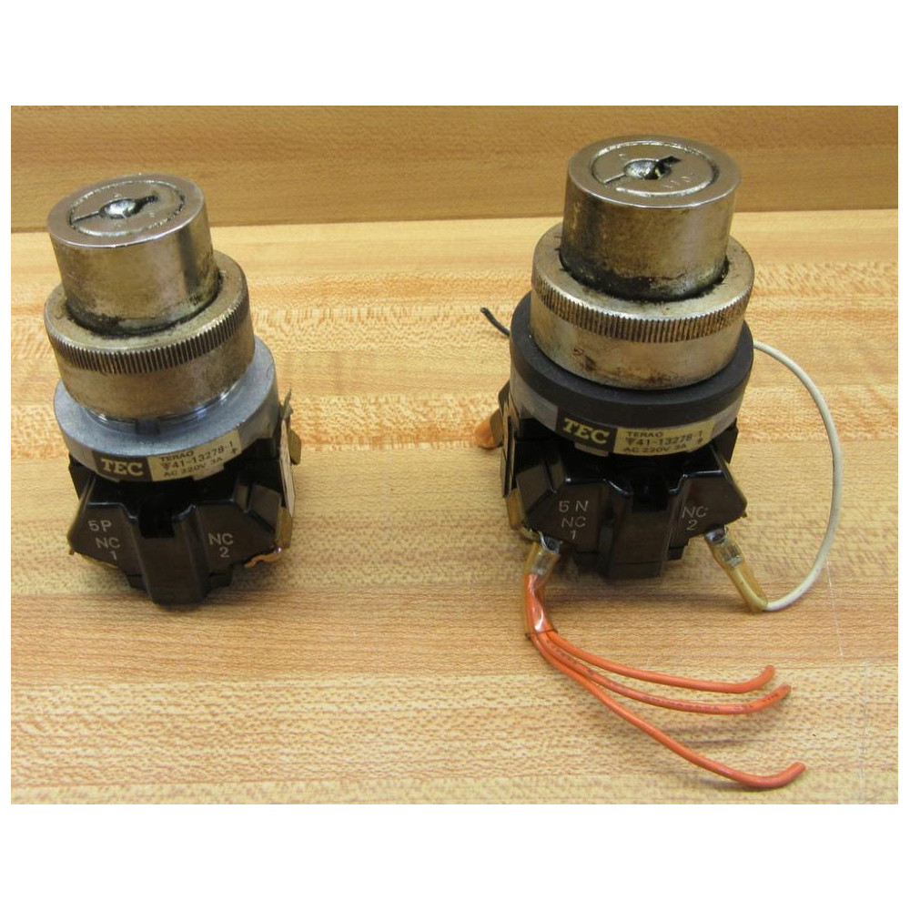 TEC 41-13278-1 Key-Operated Selector Switch No Key Pack Of 2 - Used