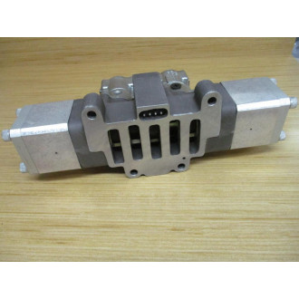 Schrader Bellows L525-82-211 Double Solenoid Valve L52582211 W Gasket - New No Box