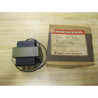 Honeywell AT74C-10371 Transformer 120V 50-60 Cycles AT74C10371