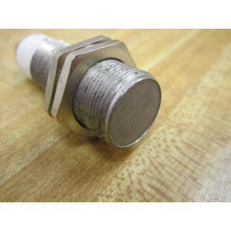 Syron STS18001 Proximity Switch - Used