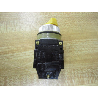 General Electric CR104B142 Selector Switch Yellow BF Max Volts 150