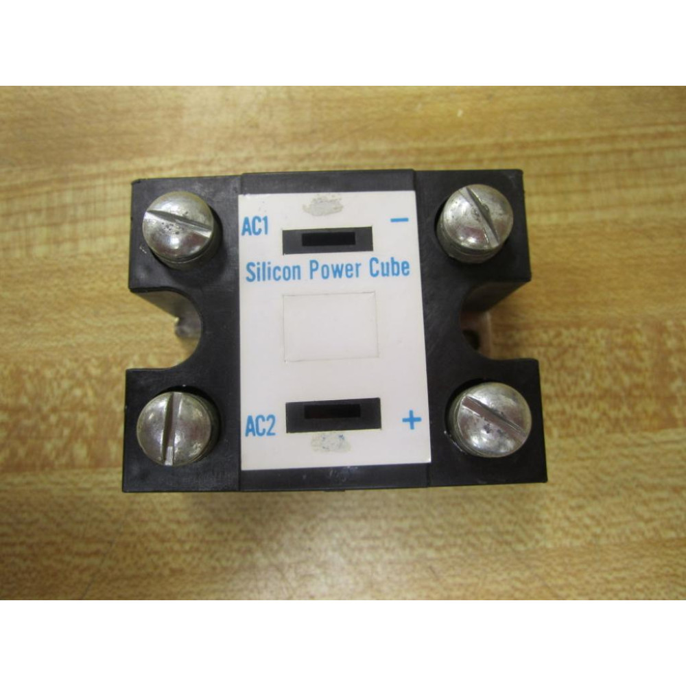 Crydom M50100SB100 Silicon Power Cube 8519 - Used