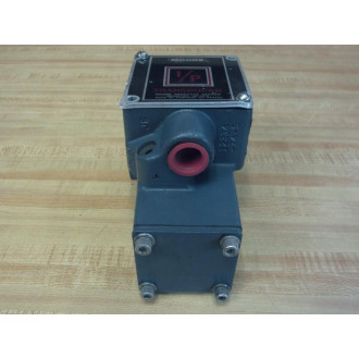 Moore 771-8BTF2 IP Transducer M43067-001NF - Used