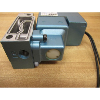 Mac Valves 257B-119AAAA Pilot Valve - New No Box