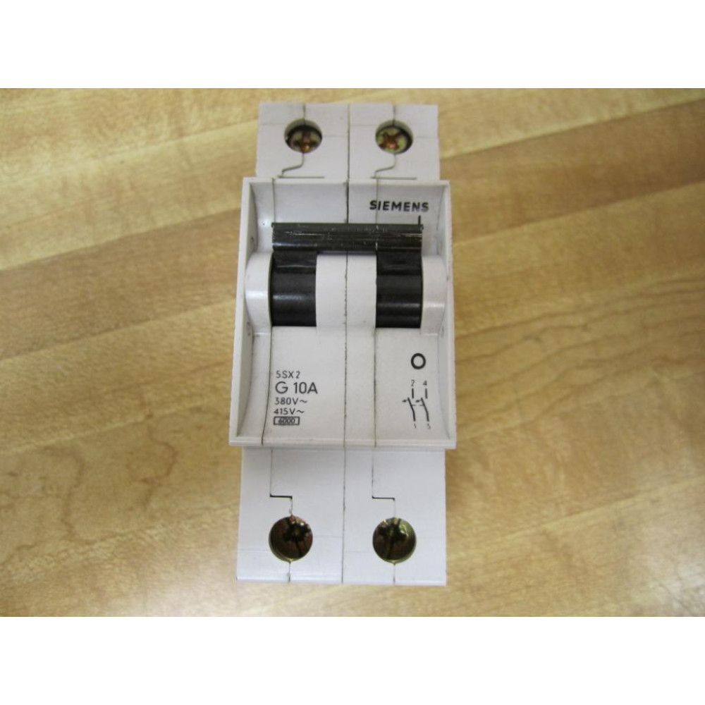 Siemens 5SX2-G10 10A Circuit Breaker - New No Box