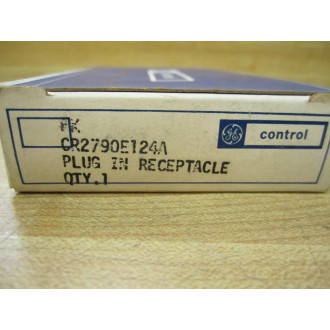 GE General Electric CR2790E124A Plug In Receptacle