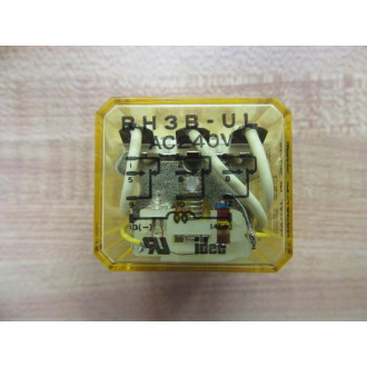 IDEC RH3B-UL AC-240V Power Relay