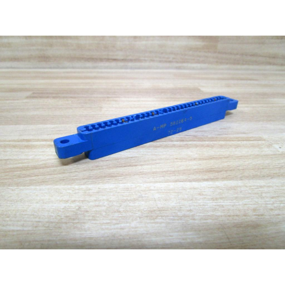 AMP 582264-5 Connectors - New No Box
