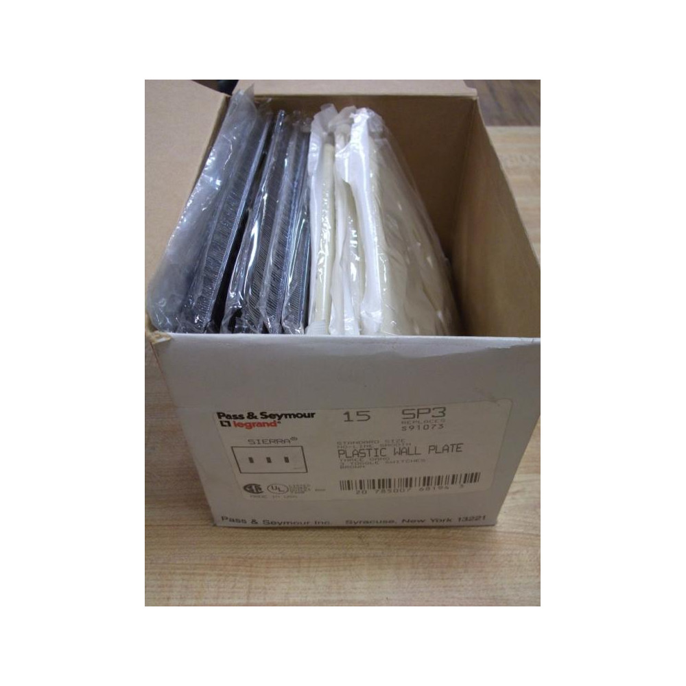 Legrand SP3 Wall Plates 3 Gang Switch Cover 11-Pack