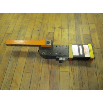 Norgren 16889010 Clamp - New No Box