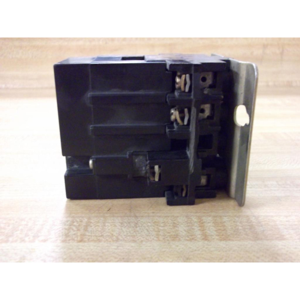 Square D 8536 AG-1 Starter Contactor - Used