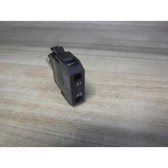 Cutler Hammer E22D Eaton Lamp Contact wHolder - New No Box