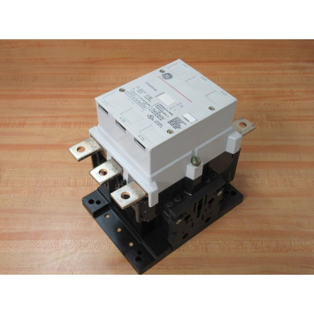 General Electric CK95BE300J Contactor CK95BE300 - Used