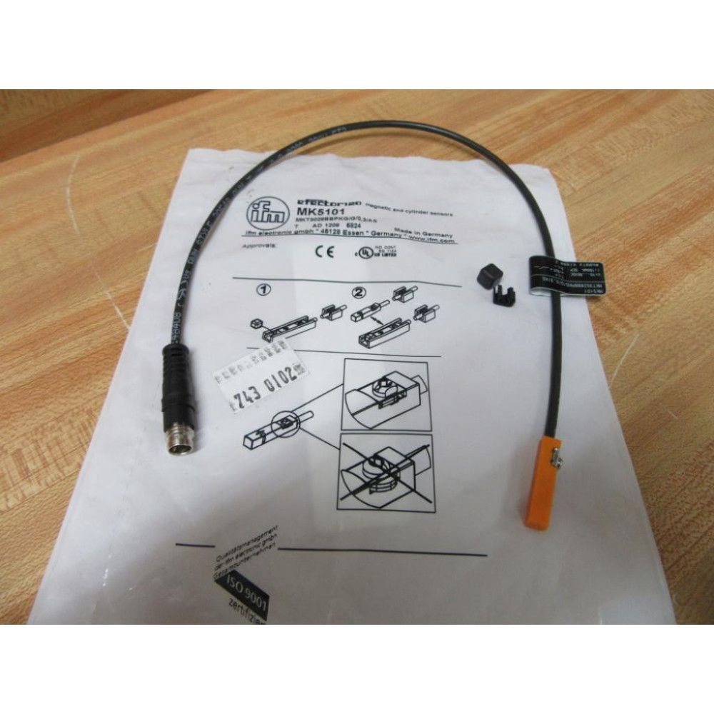 IFM Efector MK5101 Cylinder Sensor MKT3028BBPKGG0,3AS IFM Efector MK5101 Cylinder Sensor MKT3028BBPKGG0,3AS
