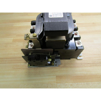 General Electric CR305E0 Contactor - New No Box