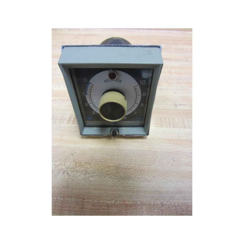 Eagle Signal CE301A6 Timer - Used