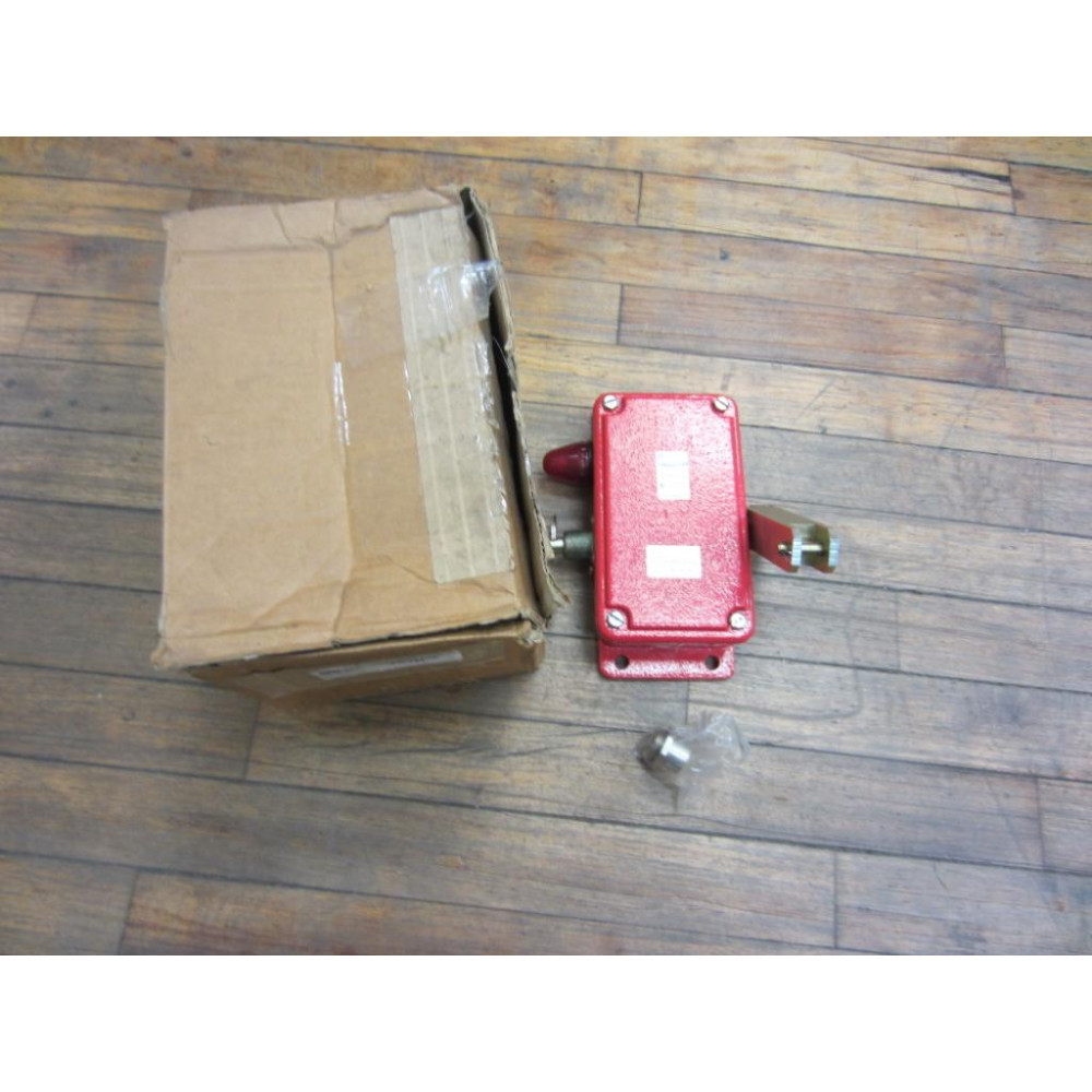 Allen Bradley 802C-N60M16RR 802CN60M16RR Pull Switch W Pilot Light Series A