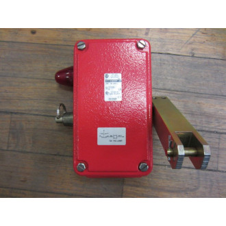 Allen Bradley 802C-N60M16RR 802CN60M16RR Pull Switch W Pilot Light Series A