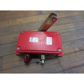 Allen Bradley 802C-N60M16RR 802CN60M16RR Pull Switch W Pilot Light Series A