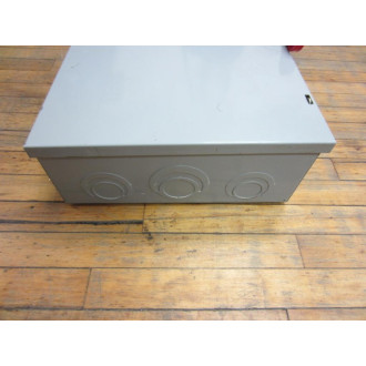 Cutler Hammer DG224NGK Eaton Safety Switch 200 Amp Series B - Used