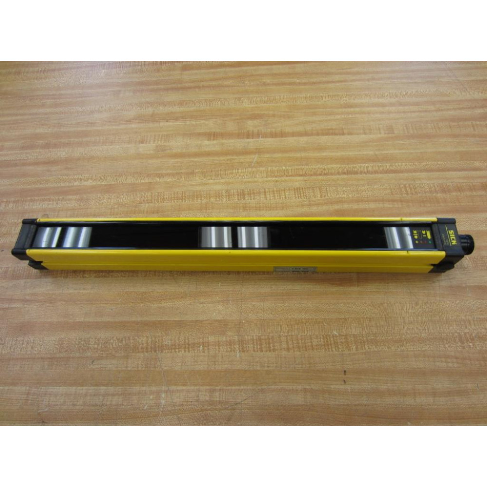 Sick Optic FGSE450-211 Light Curtain Receiver 18" - Used