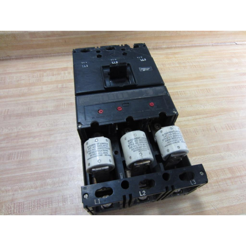 Westinghouse LA3400PRF Tri-Pac 400A Circuit Breaker WOut Cover - Used