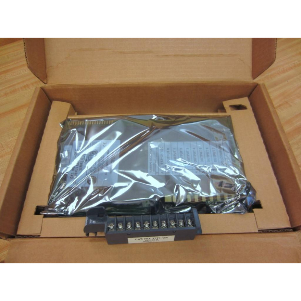Allen Bradley 1771-OB DC Output Module 1771-0B Ser C 091996