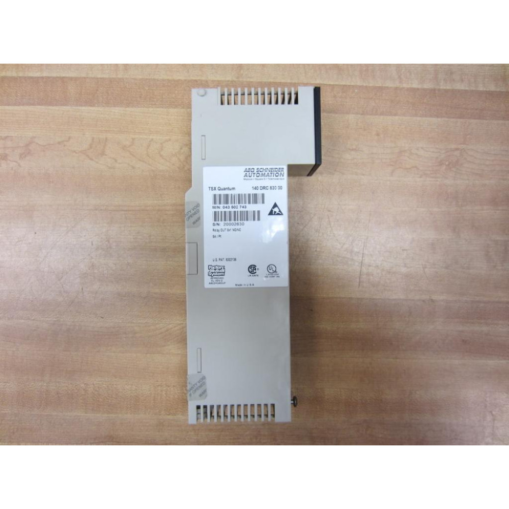 Schneider 140 DRC 830 00 Output Module 140DRC83000 79466 - Used