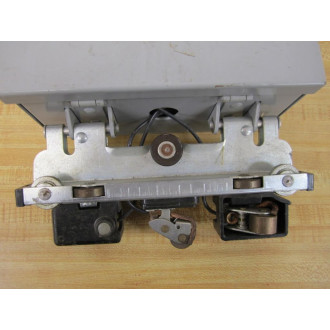 Siemens TBTH306F Box Tool Hanger - Used