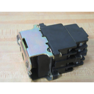 Allen Bradley 700-NT400A1 Relay 700NT400A1 W700-N400A1 - Used