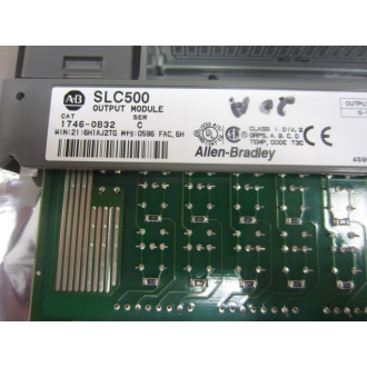 Allen Bradley 1746-OB32 SLLC500 Output Mod 1746-0B32 Series C - Used