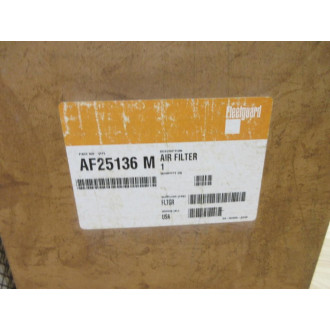 Fleetguard AF25136M Air Filter