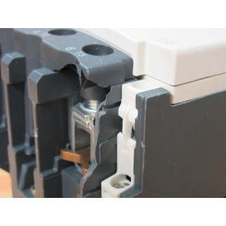 Schneider Electric LC1D65F7 Contactor Chipped Side - Used