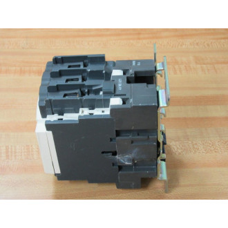 Schneider Electric LC1D65F7 Contactor Chipped Side - Used