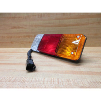 Komatsu 425-06-33210 Lamp Assembly 4250633210
