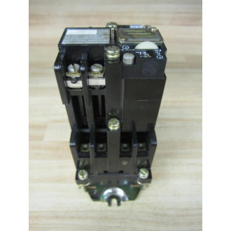 Allen Bradley 700-NPTA1 Relay With  700-NT - Used