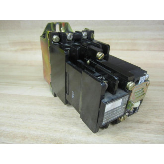 Allen Bradley 700-NPTA1 Relay With  700-NT - Used