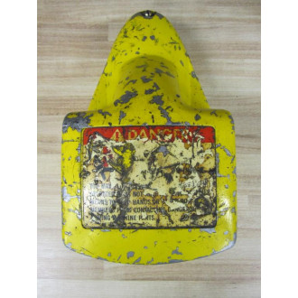 Square D 9002 AW7 Foot Switch 9002AW7 WGuard Cut Out - Used