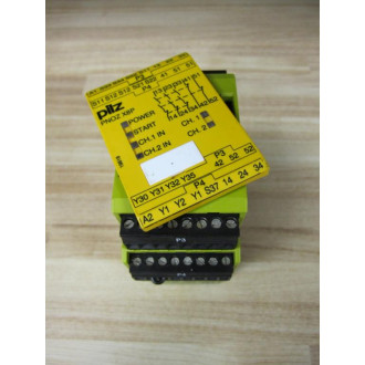 Pilz PNOZ X8P  3S2O Safety Relay 777760 Broken Cover - Used