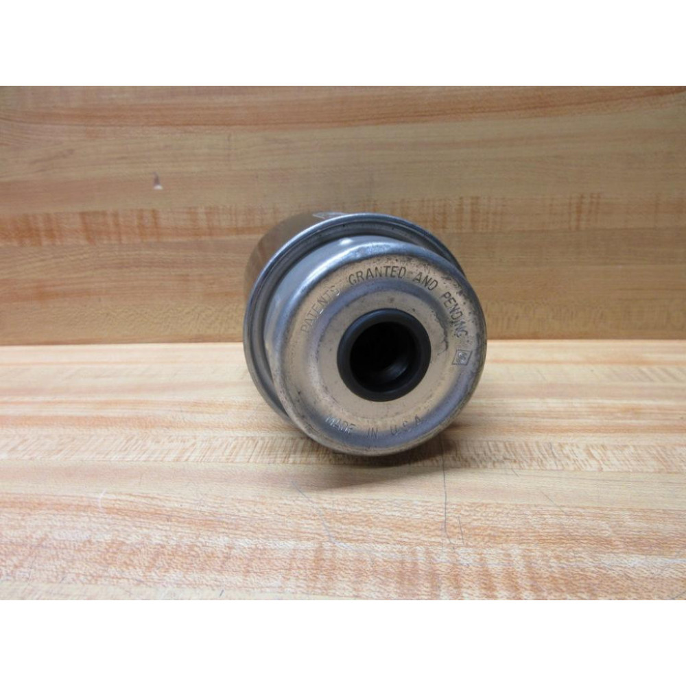 Fleetguard FS19517 Diesel Fuel Filter - New No Box