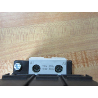 Siemens LEN00D003120B Lighting Contactor 3RT1035-1AK60-0LE0 - New No Box