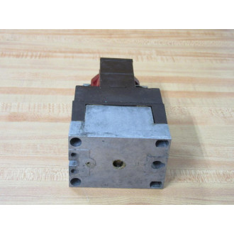 Cutler Hammer D26MR402 Type M Latched Relay Series A3 - Used