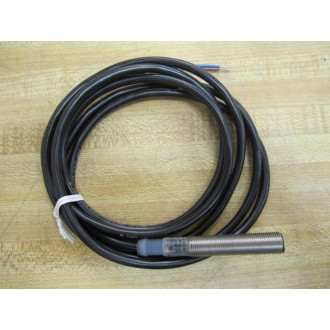 Cutler Hammer E57MAL12A2 Eaton Proximity Switch Series E1 - New No Box