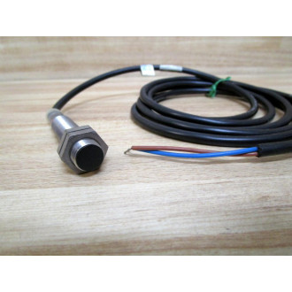 Cutler Hammer E57MAL12A2 Eaton Proximity Switch Series  E1