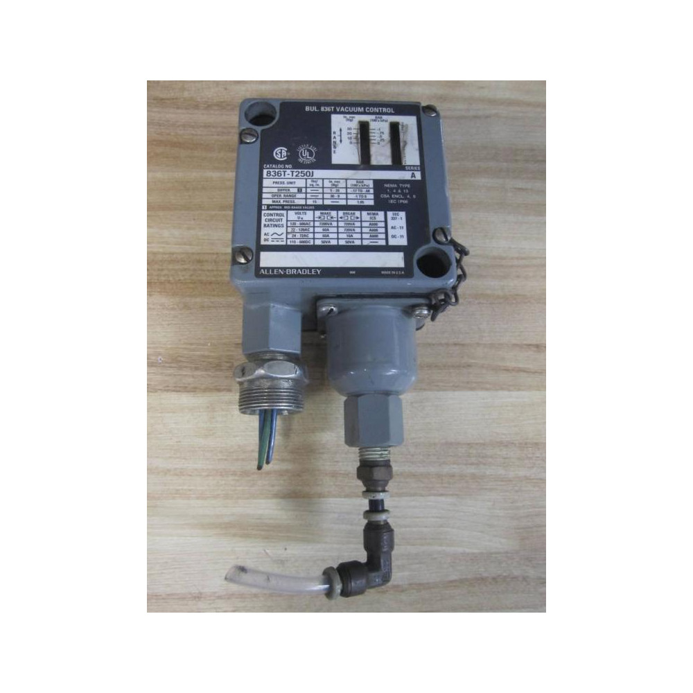 Allen Bradley 836T-T250J Pressure Switch 836TT250J WAttachment - Used