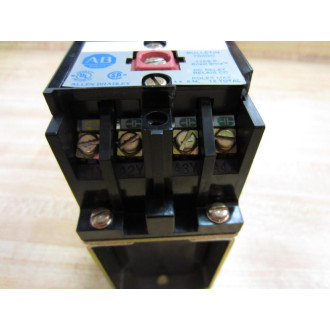 Allen Bradley 700DC-P400Z24 Relay 700DCP400Z24 Series A - Used