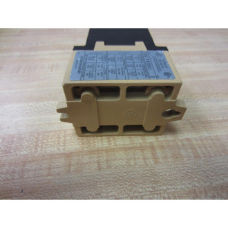 Allen Bradley 700-P800A1 Control Relay 700P800A1 WO Extension Base - Used